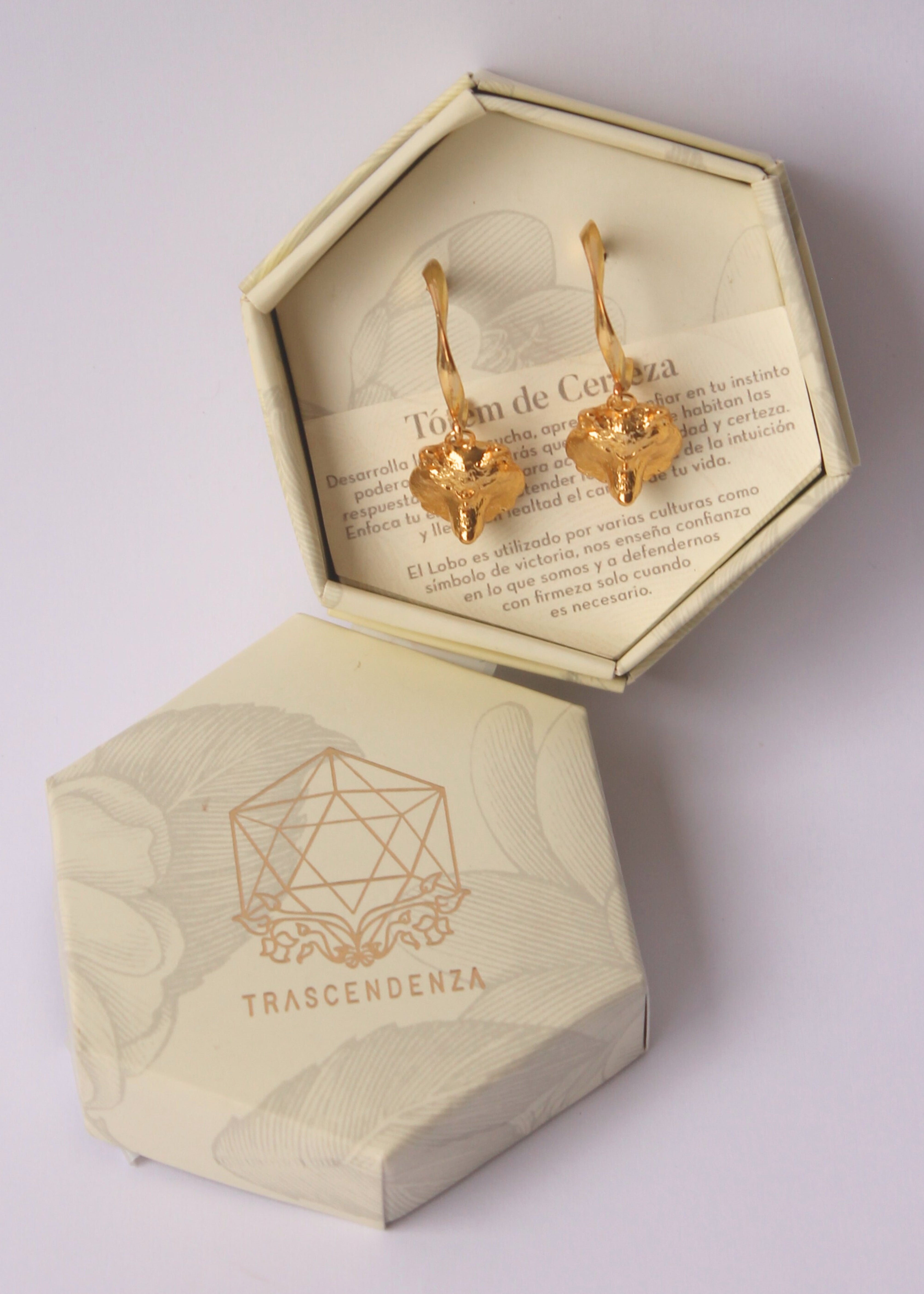 Aretes Lobo Tótem Certeza